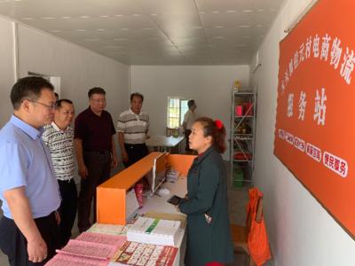 市商務(wù)局赴佛岡縣督查電子商務(wù)進(jìn)農(nóng)村綜合示范創(chuàng)建工作，推動(dòng)服務(wù)效能提升