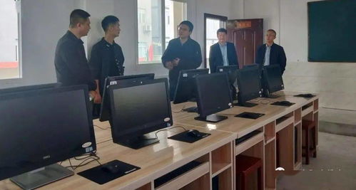 杭州泰潼商貿(mào)攜手富陽(yáng)電子商務(wù)，以電商服務(wù)為橋梁，溫暖捐贈(zèng)陽(yáng)光學(xué)子